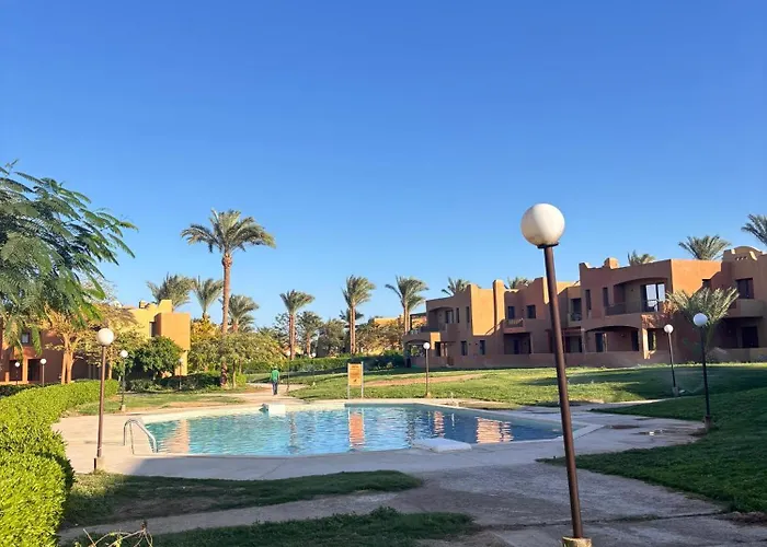 Snorkeling Paradise 5 Star Stella Makadi * הורגהדה