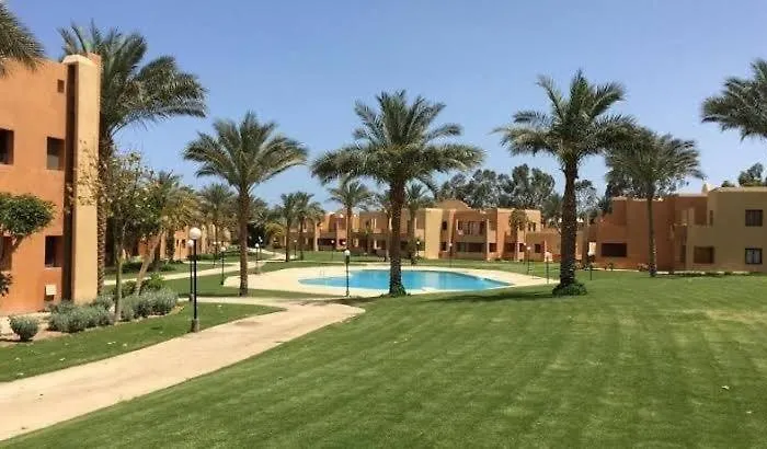 Snorkeling Paradise 5 Star Stella Makadi * הורגהדה